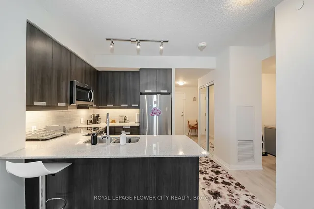 Additional image 8 of 65 Watergarden Dr Unit 709