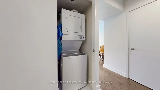 Additional image 18 of 320 Richmond St Unit 810