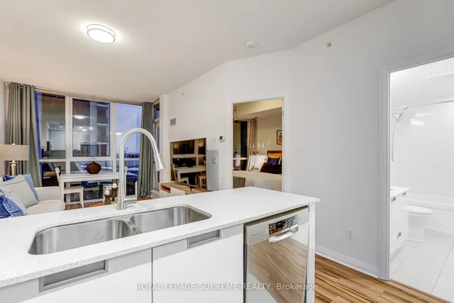 Additional image 10 of 75 Eglinton Ave Unit 601