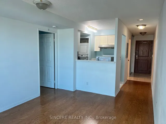 8 Lee Centre Dr Unit 502