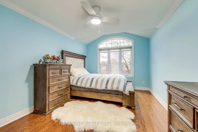 Additional image 22 of 1564 Pinery Cres