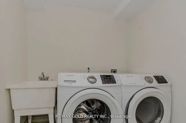 Additional image 37 of 3485 Fourth Line