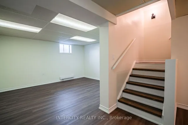 Additional image 13 of 49 Farmhill Crt