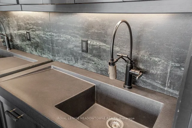 Additional image 12 of 1300 Bloor St Unit PH10