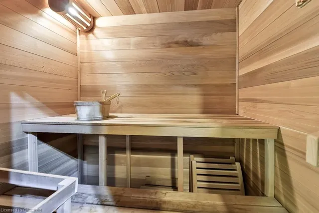 Additional image 30 of 4135 Shipp Dr Unit 3