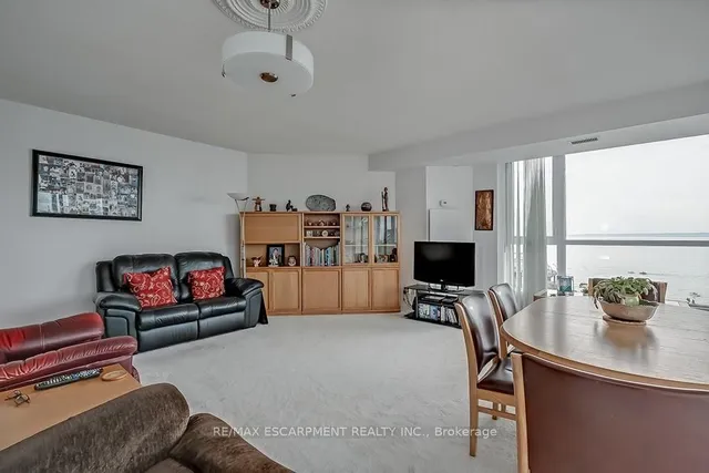 Additional image 18 of 415 LOCUST St Unit 1001