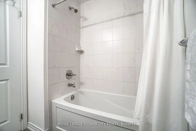 Additional image 27 of 14 Faye St