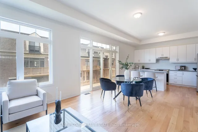 Additional image 15 of 2159 Royal Gala Circ