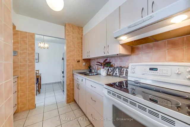 Additional image 13 of 40 Bay Mills Blvd Unit 301