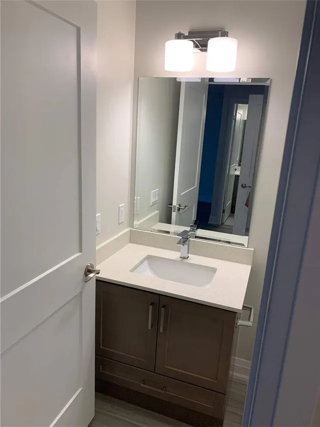 Additional image 3 of 15 Lynch St Unit 602