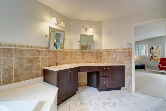 Additional image 21 of 2145 Country Club Dr Unit 6