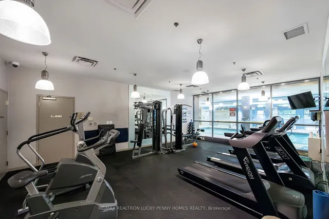 Additional image 25 of 18 Spring Garden Ave Unit 106