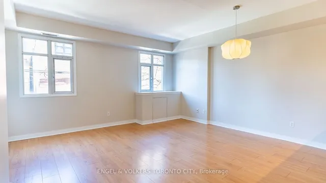 Additional image 7 of 500 Richmond St Unit 324