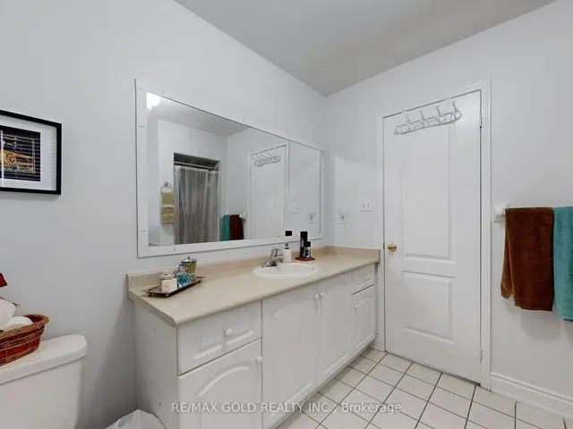 Additional image 18 of 18 Thimbleberry St