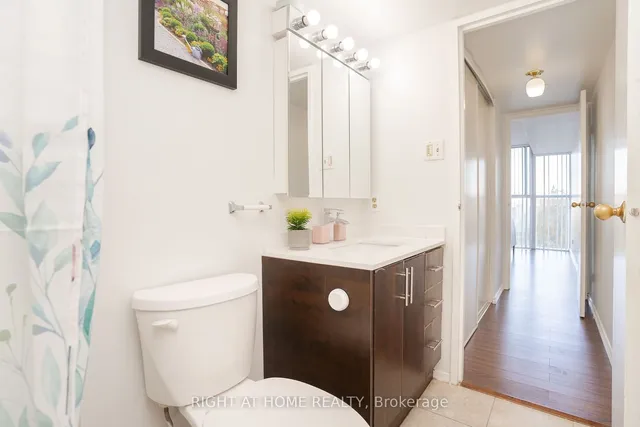 Additional image 26 of 35 Trailwood Dr Unit 513