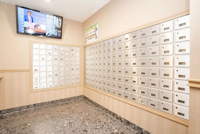 Additional image 33 of 35 Trailwood Dr Unit 513