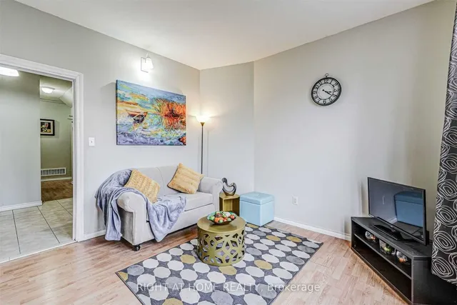 Additional image 17 of 17 Boot Terr