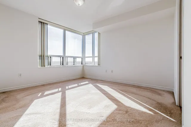 Additional image 21 of 55 Strathaven Dr Unit 2011