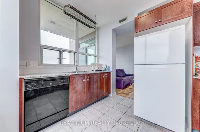 Additional image 17 of 1359 Rathburn Rd Unit 1612