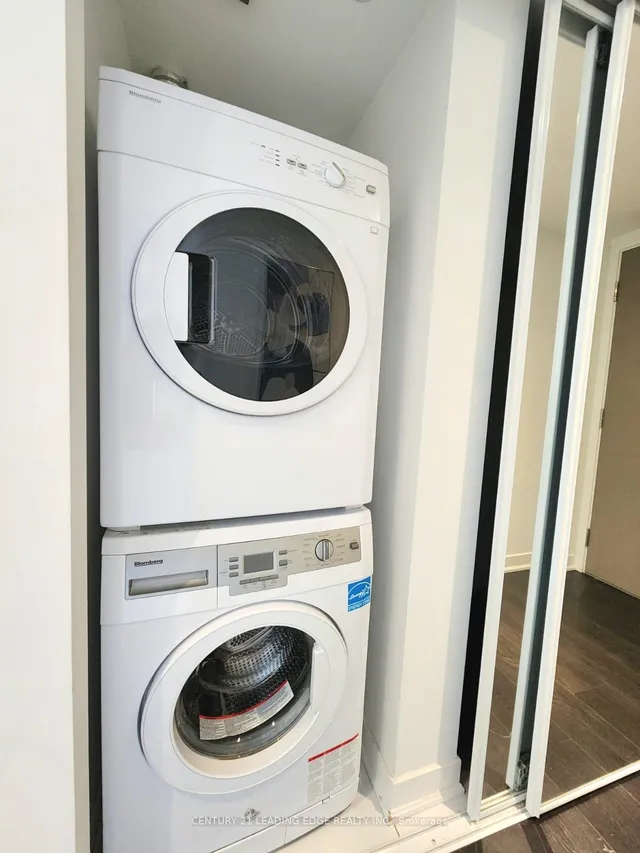 Additional image 27 of 88 Harbour St Unit 4504