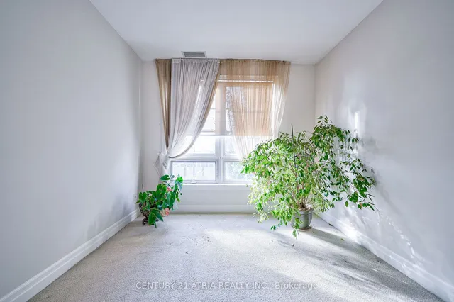 Additional image 16 of 20 Burkebrook Pl Unit 320