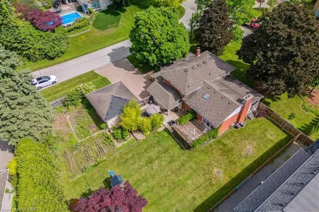 Additional image 39 of 222 Alscot Cres