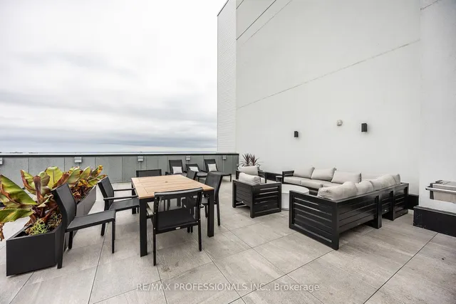 Additional image 33 of 95 Dundas St Unit 118