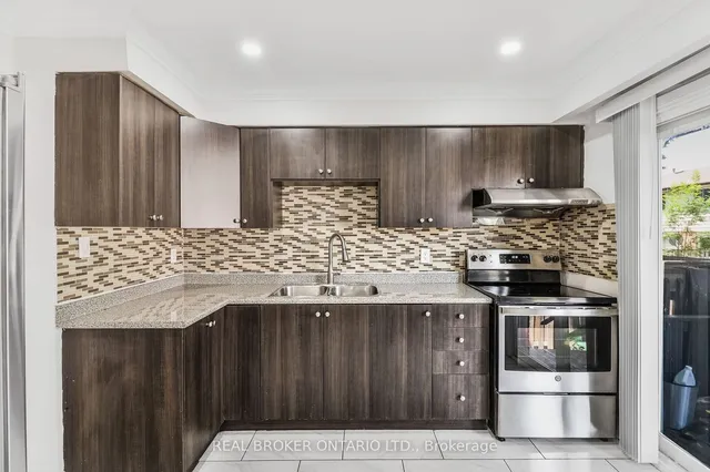 Additional image 6 of 7475 Goreway Dr