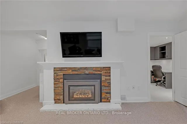 Additional image 27 of 883 Forest Glen Ave