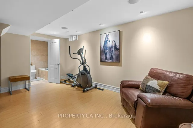 Additional image 34 of 883 Mantle Cres