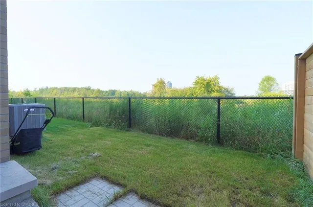 Additional image 20 of 3185 Mintwood Circle Cir