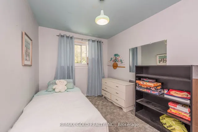 Additional image 29 of 6872 Darcel Ave