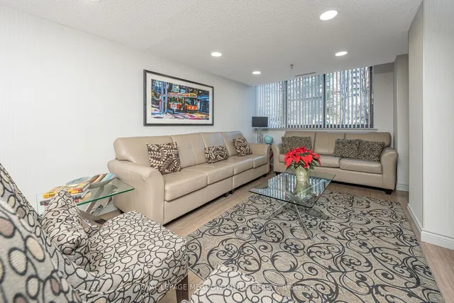 Additional image 31 of 1240 Marlborough Crt Unit 805