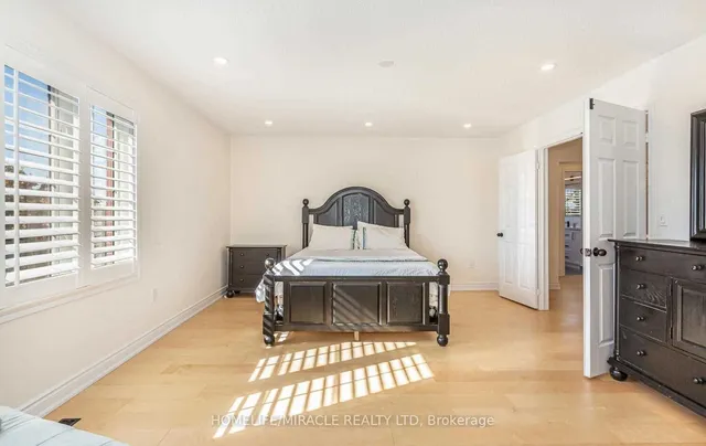 Additional image 17 of 1 Pali Dr