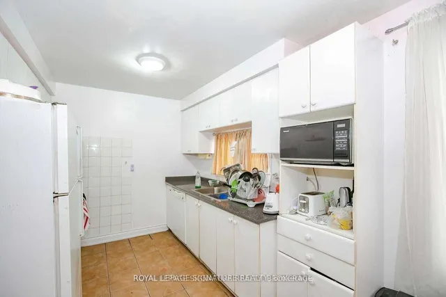 Additional image 25 of 7615 Netherwood Rd