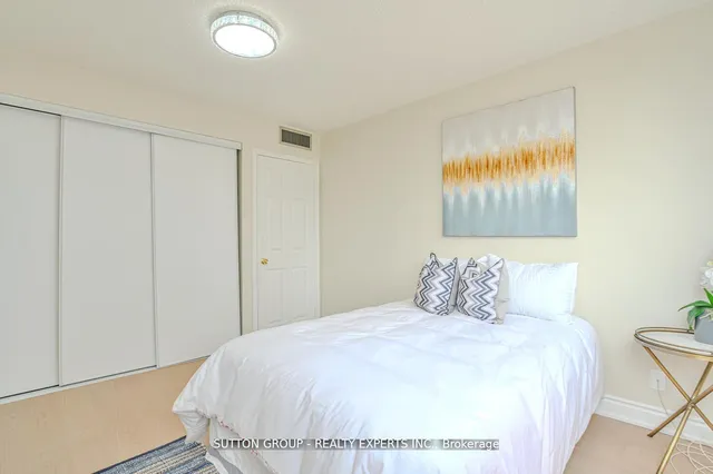 Additional image 18 of 4235 Sherwoodtowne Blvd Unit 907