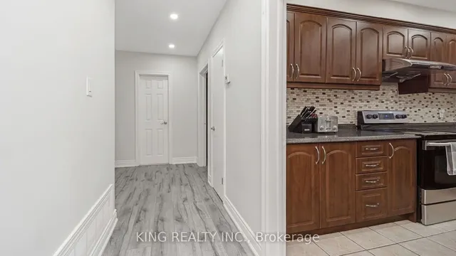 Additional image 16 of 3686 Darla Dr