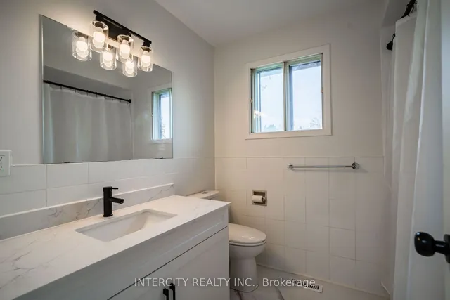 Additional image 11 of 49 Farmhill Crt