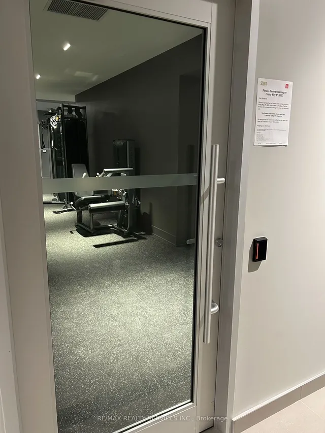 Additional image 16 of 1787 St Clair Ave Unit 102