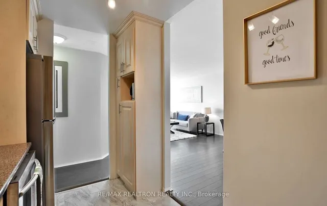 Additional image 7 of 4185 Shipp Dr Unit 618