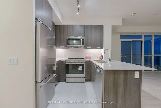 Additional image 6 of 35 Watergarden Dr Unit 2013