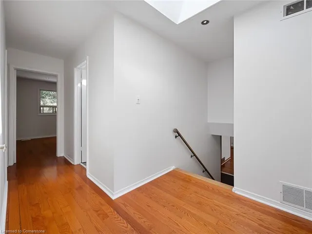 Additional image 21 of 165 Cavendish Crt