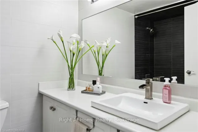 Additional image 38 of 1333 BLOOR St Unit 901