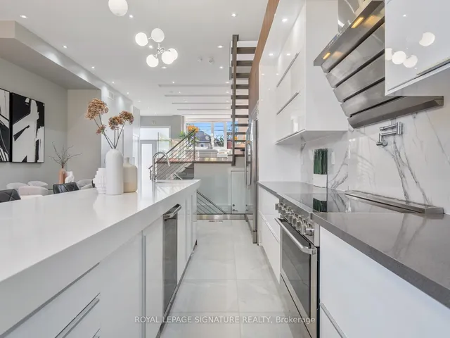 Additional image 11 of 66 Holborne Ave