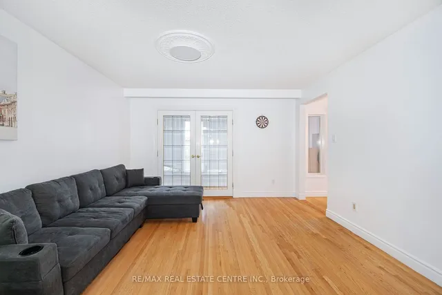 Additional image 7 of 4062 Dunmow Cres