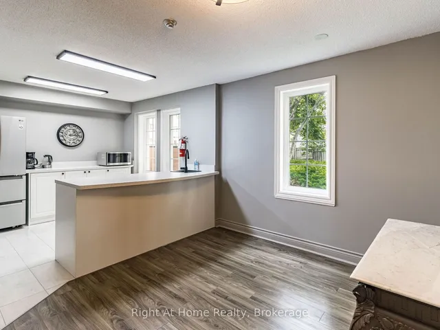 Additional image 36 of 2301 Parkhaven Blvd Unit 204