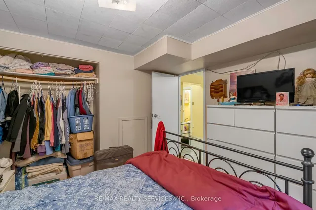 Additional image 33 of 17 Newlyn Cres