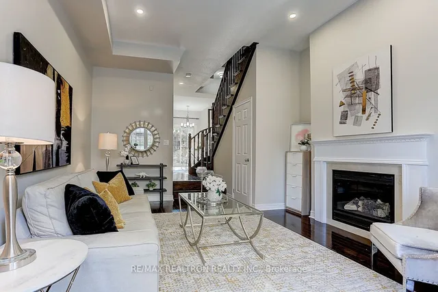 Additional image 5 of 169 Finch Ave Unit H