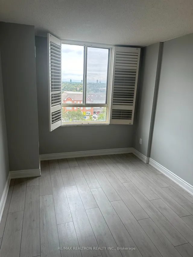 Additional image 10 of 100 County Court Blvd Unit 907