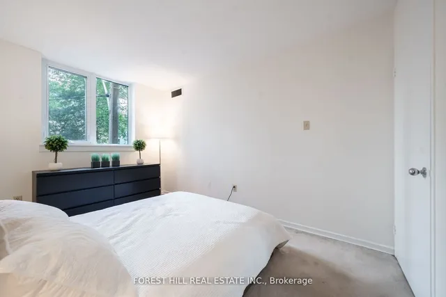 Additional image 8 of 1055 Bay St Unit 201
